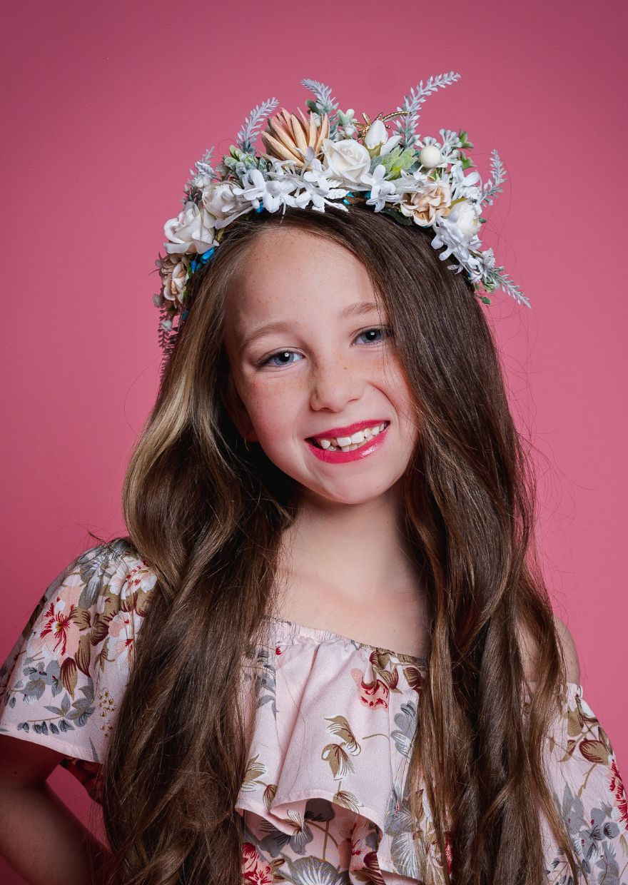 Flower hair crown (plastic flowers)